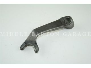 SELECTOR FORK REVERSE GEAR-600/600D